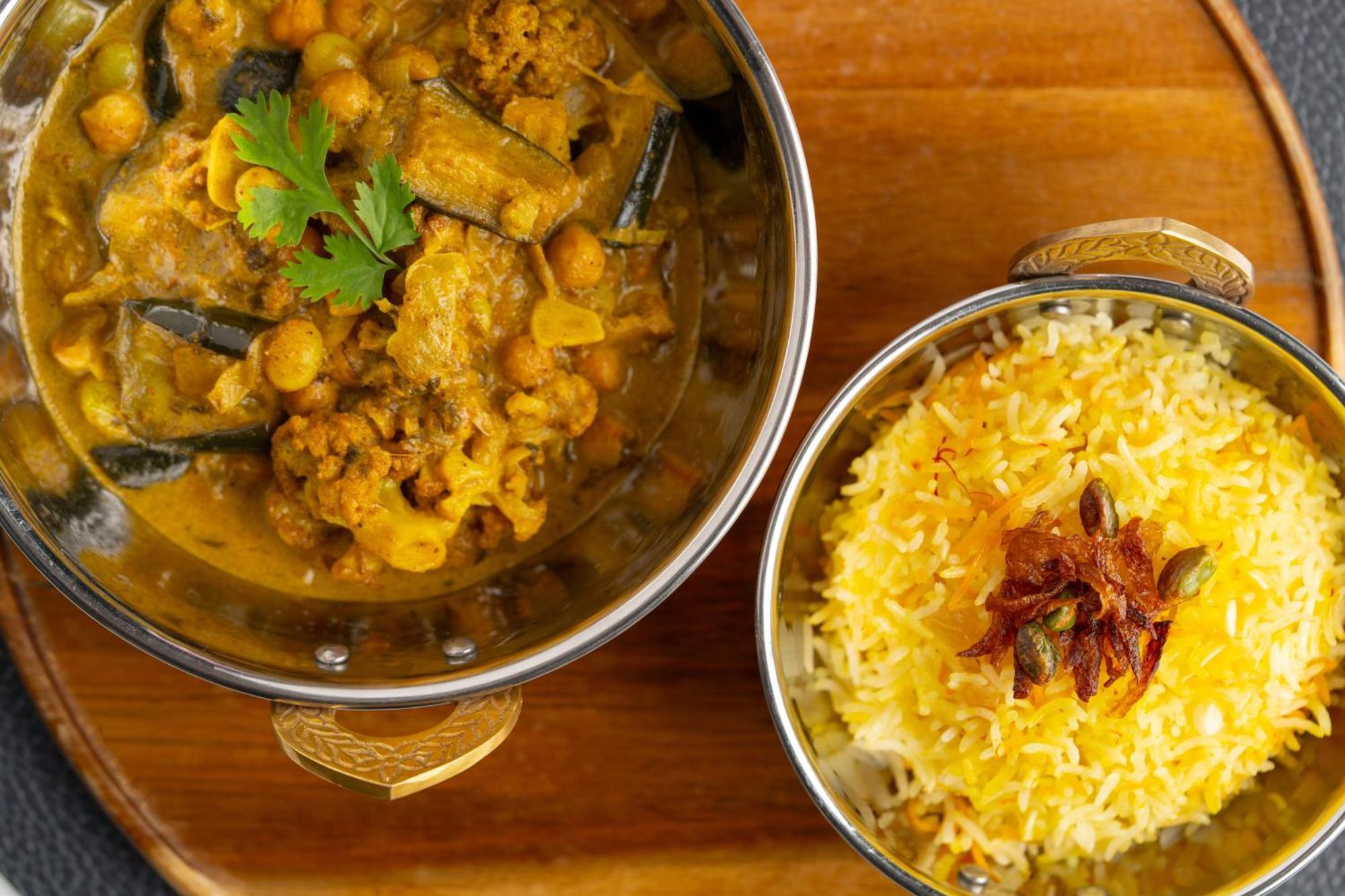Four Seasons Hotel Riyadh Riade Exterior foto A vegetarian biryani